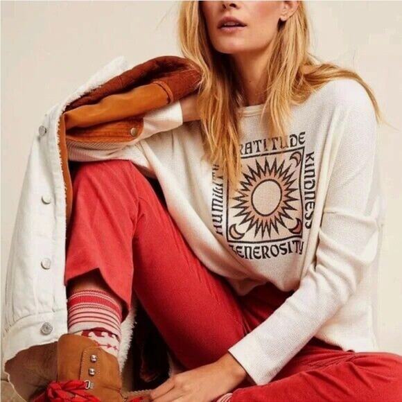 Anthropologie Tops - Anthropologie Gratitude Graphic Long Sleeve thermal oversized pullover Size XL